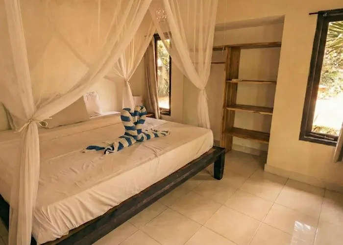 Mari Posa - Hideaway Near Nunggalan