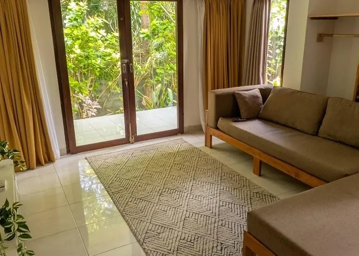 Mari Posa - Hideaway Near Nunggalan 別荘